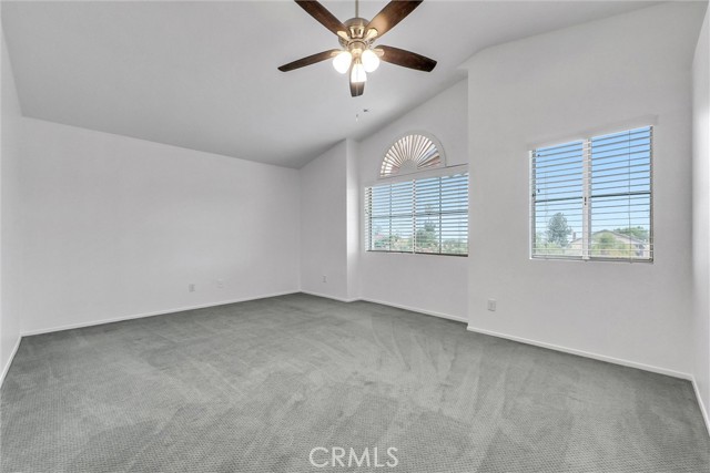 1070 Cannon Road, Riverside CA: https://media.crmls.org/medias/d224e8e5-c6f3-4066-a3d2-1bd70faeb089.jpg