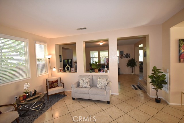 1886 Mount Verdugo Lane, Perris CA: https://media.crmls.org/medias/d2252132-9a09-4f9e-997c-eab54a173044.jpg