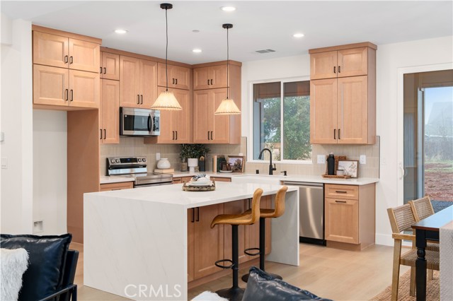 Detail Gallery Image 8 of 40 For 5375 Filbert St, Paradise,  CA 95969 - 3 Beds | 2 Baths