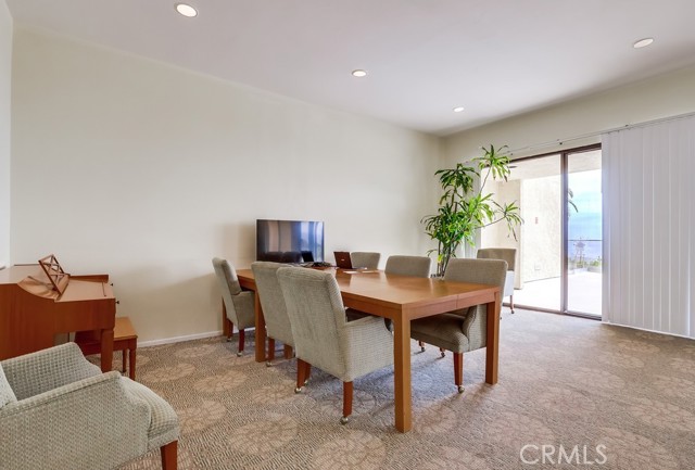 3200 La Rotonda Drive, Rancho Palos Verdes CA: https://media.crmls.org/medias/d225d219-45fa-4641-9752-a2e46e5772e9.jpg