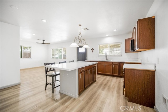 14928 Yucca Avenue, Fontana CA: https://media.crmls.org/medias/d2263875-4aa4-4f0a-ba02-4602f49faee0.jpg