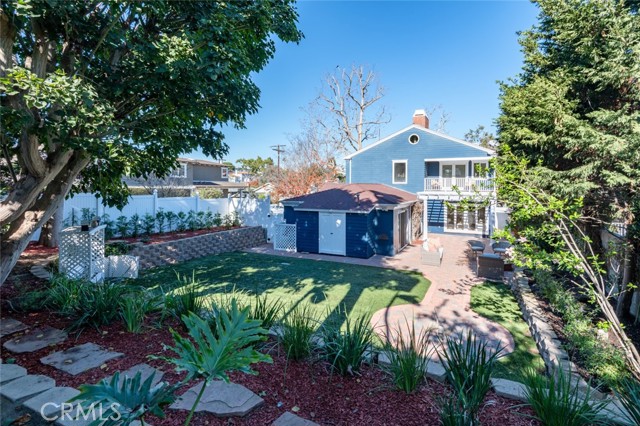 1300 8th Street, Manhattan Beach, California 90266, 4 Bedrooms Bedrooms, ,3 BathroomsBathrooms,Residential,Sold,8th,SB21209363