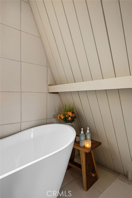 Detail Gallery Image 19 of 30 For 989 Calanda, Crestline,  CA 92325 - 2 Beds | 2 Baths