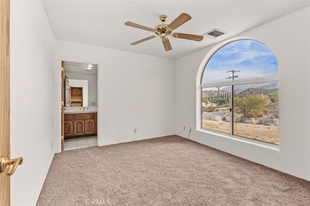 MLS #OC25226262 image #15