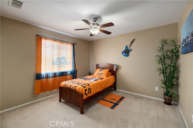 39243 Nicole Drive, Palmdale CA: https://media.crmls.org/medias/d227913e-84e0-4580-8967-3dbb23ffa1b9.jpg