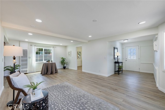 Detail Gallery Image 13 of 68 For 3751 Mckenzie Street, Riverside,  CA 92503 - 5 Beds | 2 Baths