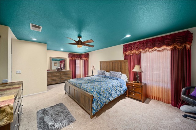Detail Gallery Image 23 of 28 For 38661 Annette Ave, Palmdale,  CA 93551 - 5 Beds | 2/1 Baths