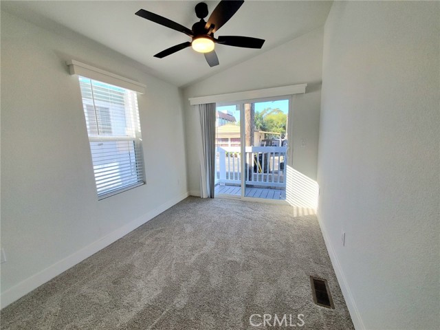 Detail Gallery Image 12 of 14 For 8100 Foothill Bld #3,  Sunland,  CA 91040 - 2 Beds | 1 Baths