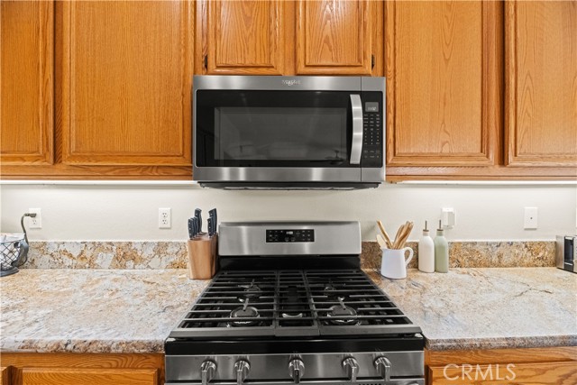 Detail Gallery Image 21 of 49 For 32816 Autumn Wood Cir, Lake Elsinore,  CA 92530 - 3 Beds | 2 Baths