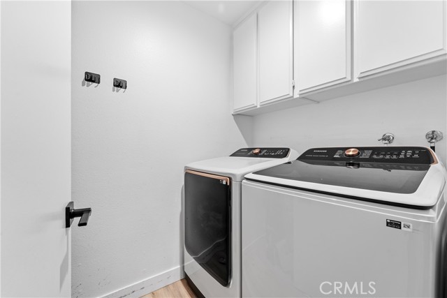 5325 Lindley Avenue, Tarzana CA: https://media.crmls.org/medias/d22a18c6-93b4-4e9e-831f-7d85accf8c82.jpg