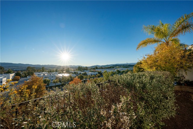 Detail Gallery Image 16 of 33 For 24332 Lorenzo, Valencia,  CA 91355 - 3 Beds | 3 Baths