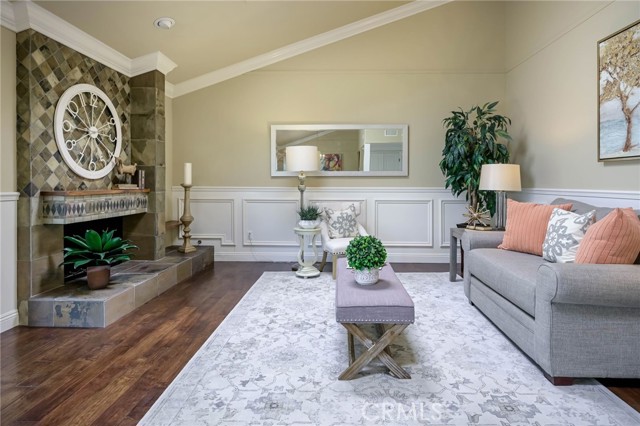 Detail Gallery Image 6 of 47 For 6587 E via Arboles, Anaheim Hills,  CA 92807 - 4 Beds | 2/1 Baths