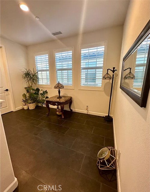 Detail Gallery Image 11 of 26 For 273 Barnes, Tustin,  CA 92782 - 4 Beds | 3 Baths