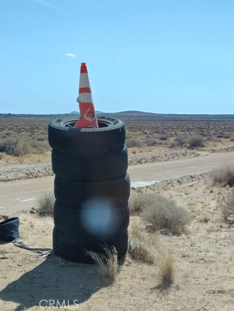 0 Shadow Mountain Road, Adelanto CA: https://media.crmls.org/medias/d22b391c-675e-444a-9838-34bc68de4578.jpg