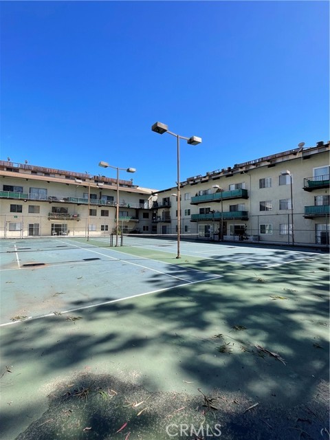 5460 White Oak Avenue, Encino CA: https://media.crmls.org/medias/d22bd059-3d9a-4651-8bc0-8a6012348254.jpg