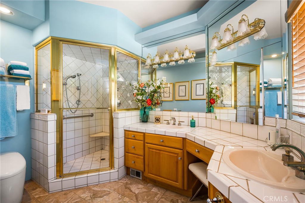 D22c2559 2b67 4462 Bdc3 Ed3e71726842