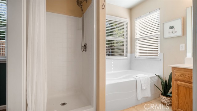 Detail Gallery Image 30 of 38 For 592 Desiree Ln, Chico,  CA 95973 - 4 Beds | 2 Baths