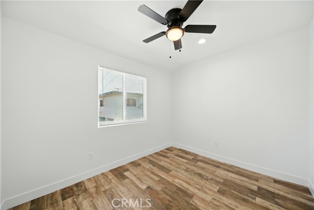 521 78th W, Los Angeles CA: https://media.crmls.org/medias/d22e8a79-3eab-465d-be33-95d66af862e9.jpg