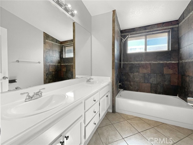 Detail Gallery Image 18 of 21 For 23663 Cadenza Dr, Murrieta,  CA 92562 - 4 Beds | 2/1 Baths