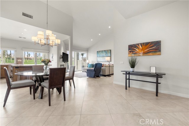 Detail Gallery Image 4 of 32 For 38727 Lobelia Cir, Palm Desert,  CA 92211 - 3 Beds | 3 Baths