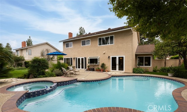 6230 E Bryce Avenue, Orange CA: https://media.crmls.org/medias/d22f32ef-03c6-4ff9-80ed-7dd5ec1255aa.jpg