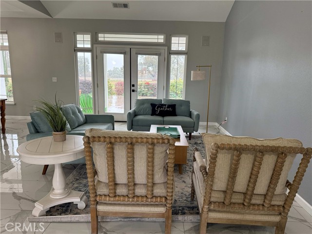 24115 Black Bart Court, Corning CA: https://media.crmls.org/medias/d22fc103-b289-43e7-a5cd-b005ba42f55d.jpg