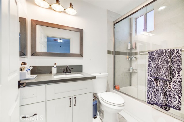 Detail Gallery Image 20 of 28 For 525 S Berendo St #212,  Los Angeles,  CA 90020 - 2 Beds | 2 Baths