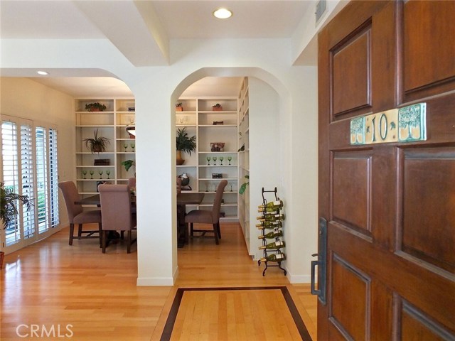 10 Coronado Avenue