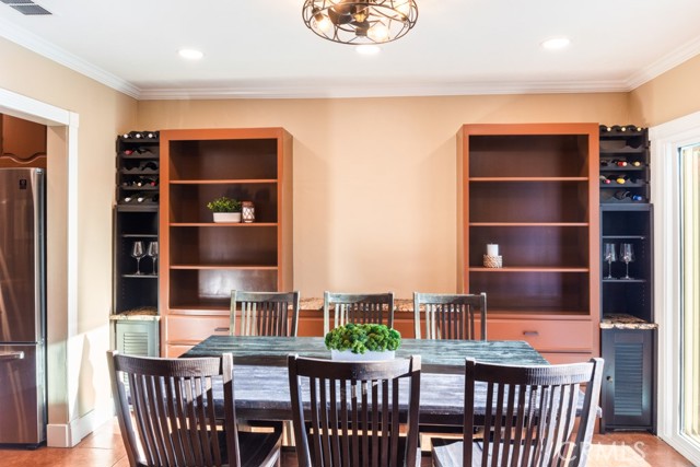 Detail Gallery Image 18 of 56 For 2425 Heather Ave, Long Beach,  CA 90815 - 3 Beds | 3 Baths