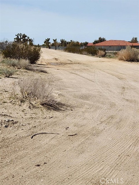 Detail Gallery Image 11 of 13 For 0 Pacific, Phelan,  CA 92371 - – Beds | – Baths