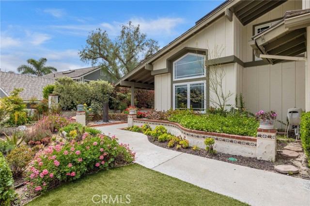 Detail Gallery Image 5 of 44 For 21421 Aliso Ct, Lake Forest,  CA 92630 - 4 Beds | 2/1 Baths