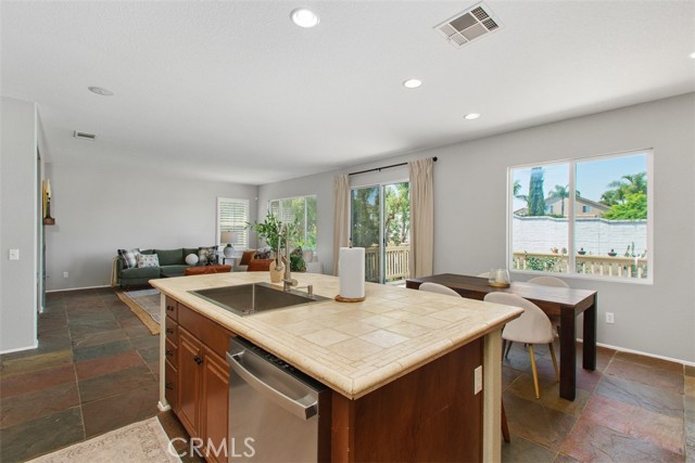 Detail Gallery Image 16 of 38 For 33293 Manchester Rd, Temecula,  CA 92592 - 4 Beds | 2/1 Baths