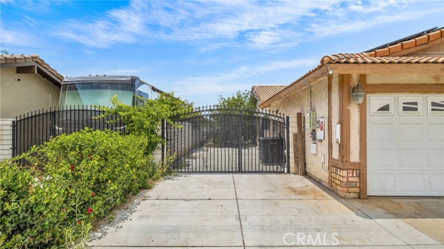13067 Alexis Drive, Moreno Valley CA: https://media.crmls.org/medias/d2345318-971b-42b1-909f-e305b3a12c04.jpg