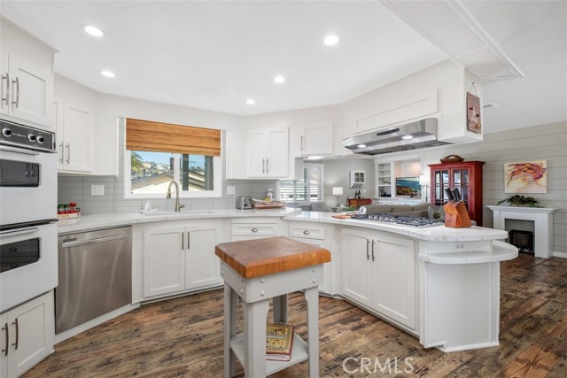 Detail Gallery Image 3 of 32 For 129 Mira Del Sur, San Clemente,  CA 92673 - 2 Beds | 2 Baths