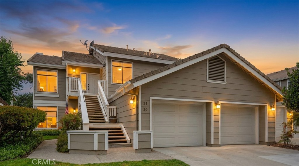 31 Oak Knolls