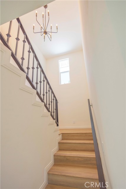 Detail Gallery Image 30 of 48 For 2122 W 10th St, Santa Ana,  CA 92703 - – Beds | – Baths