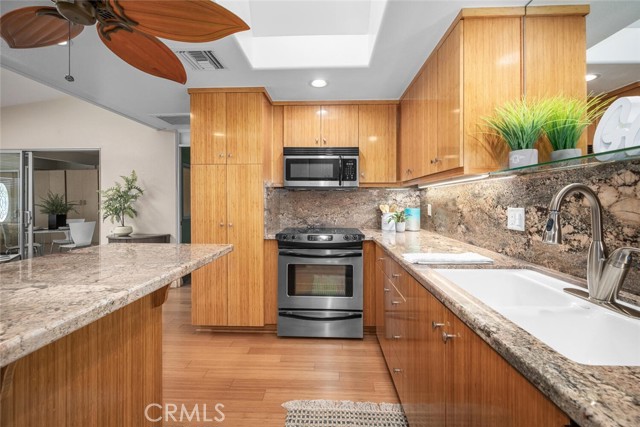 Detail Gallery Image 19 of 29 For 13520 El Dorado Dr 50b,  Seal Beach,  CA 90740 - 2 Beds | 1 Baths