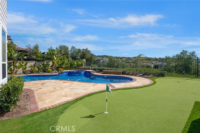 Image 36 of 55 For 21 Portmarnoch Court