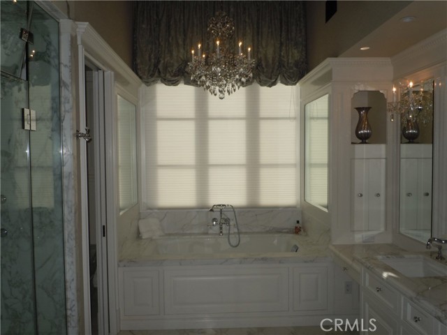 59 Rivo Alto Canal, Long Beach CA: https://media.crmls.org/medias/d2374a54-85e6-4234-8ad1-c976e364ad63.jpg