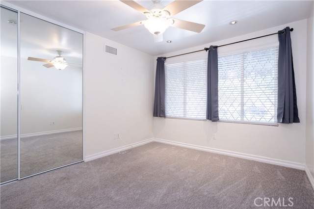 24302 Vista Ridge Drive, Valencia CA: https://media.crmls.org/medias/d237a7ad-2633-4171-8dc5-8419441f80b7.jpg