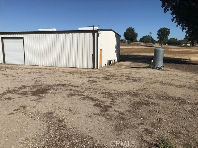 Detail Gallery Image 8 of 28 For 50300 Adobe Pl, Lockwood,  CA 93932 - 3 Beds | 2/1 Baths