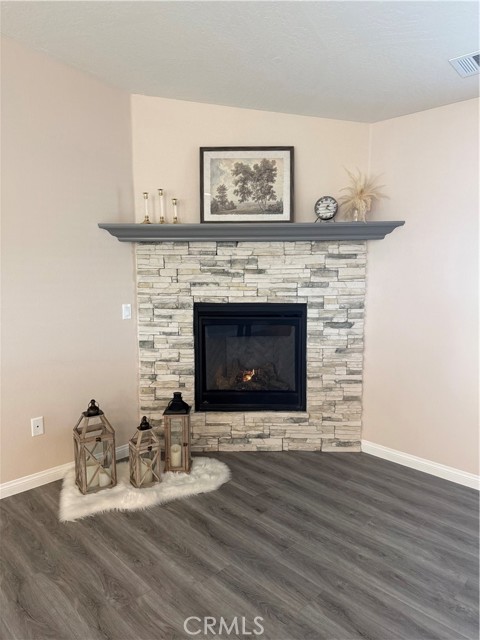 Detail Gallery Image 4 of 51 For 20997 Valencia St, Apple Valley,  CA 92308 - 3 Beds | 2 Baths