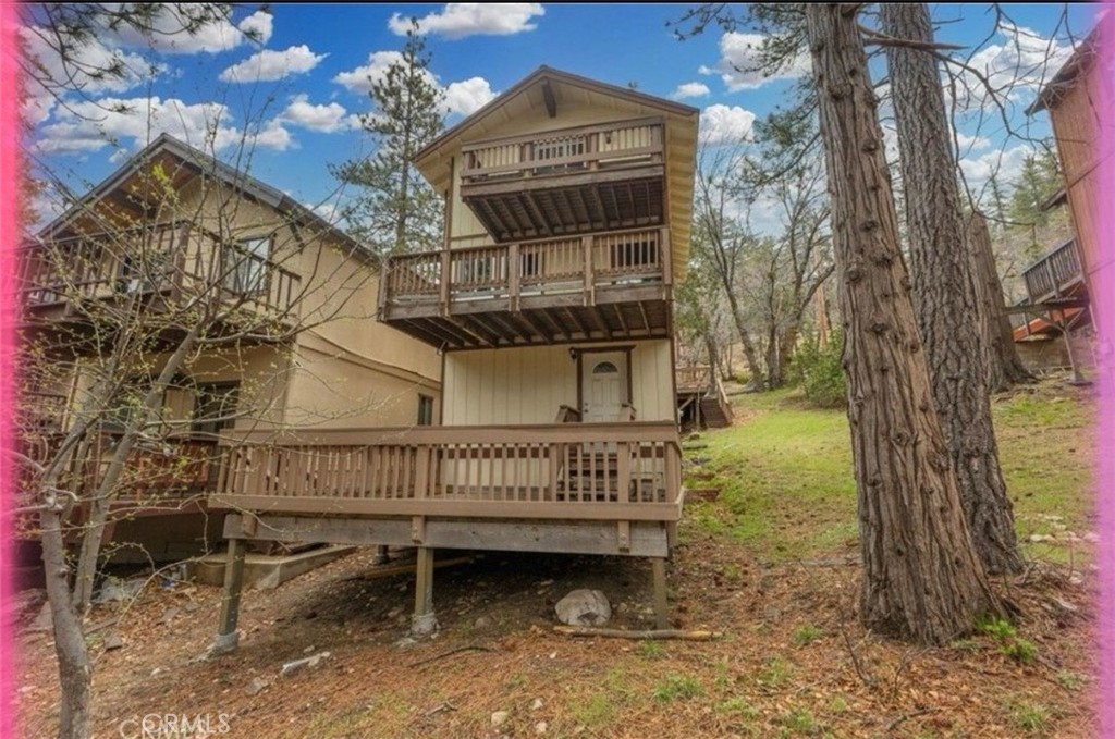 2368 PINE DR