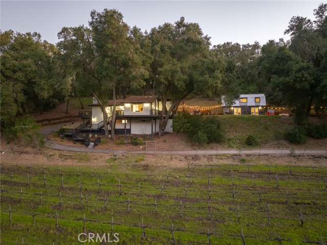 Detail Gallery Image 50 of 61 For 1888 Willow Creek Rd, Paso Robles,  CA 93446 - 5 Beds | 5/1 Baths
