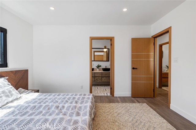 600 26th Street, Manhattan Beach, California 90266, 3 Bedrooms Bedrooms, ,2 BathroomsBathrooms,Residential,Sold,26th,SB22148889