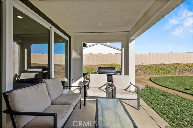 Detail Gallery Image 33 of 38 For 30024 Chestnut Ln, Castaic,  CA 91384 - 3 Beds | 2/1 Baths