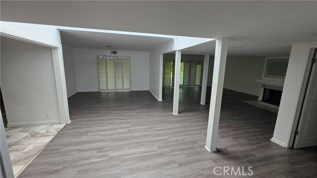 Detail Gallery Image 6 of 24 For 10126 Vanalden, Northridge,  CA 91324 - 4 Beds | 3 Baths