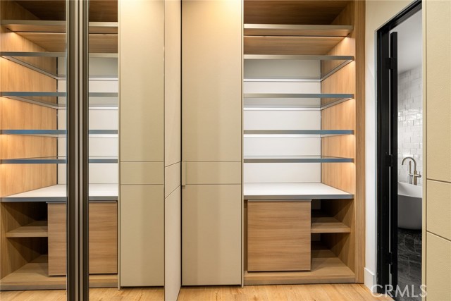 Detail Gallery Image 28 of 50 For 5115 Los Feliz Bld, Los Angeles,  CA 90027 - 4 Beds | 4/1 Baths