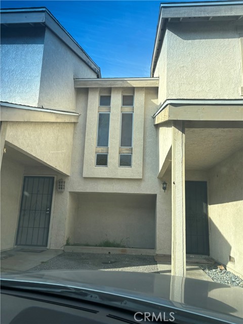 17081 Green Ln, Huntington Beach, CA 92649