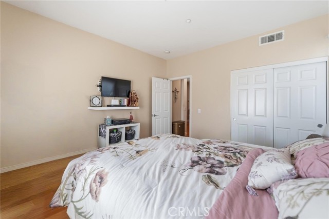 Detail Gallery Image 15 of 75 For 16636 Parsley, Fontana,  CA 92337 - 5 Beds | 3/1 Baths